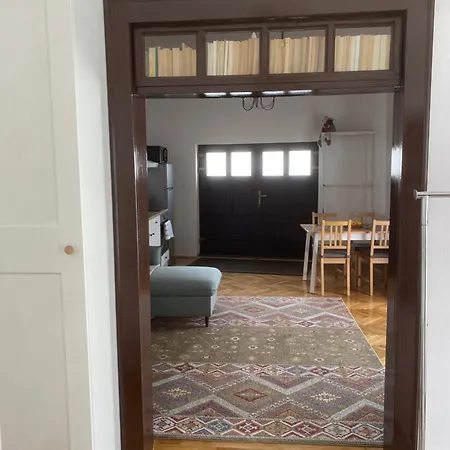 بيت للعطل Old Traditional Courtyard House براشوف