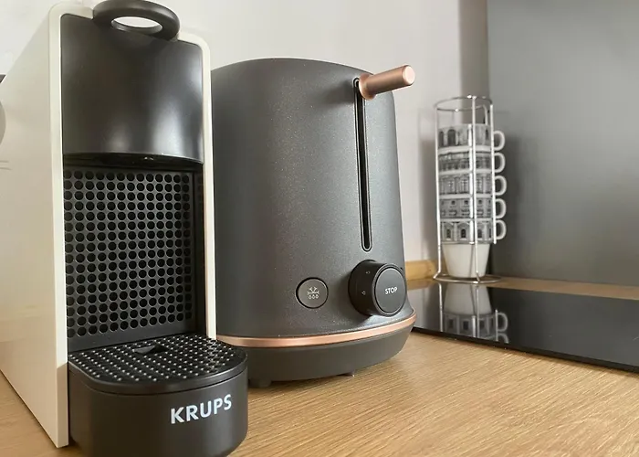 Old Traditional Courtyard House